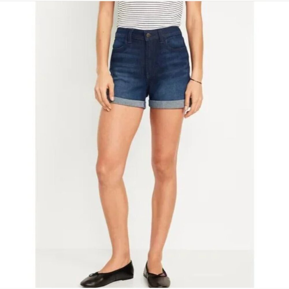 Old Navy High Rise Wow Shorts Dark Wash Size 8